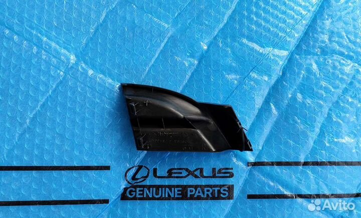 Заглушка крюка Lexus Rx 4 правая NEW 2015-2019
