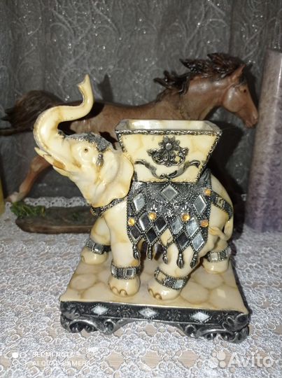 Статуэтки слоники