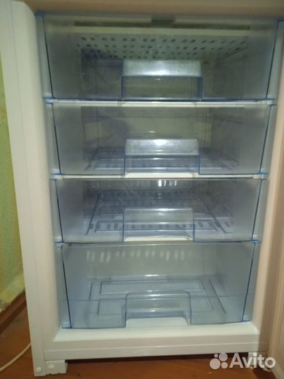 Морозильная камера бирюса