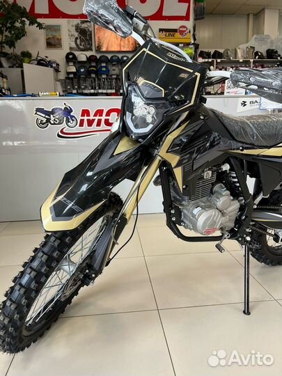 Кроссовый мотоцикл BSE Z3 21/18 Gold Black (130)