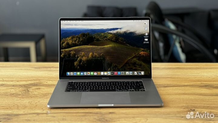 Macbook pro 16 2021 новый (39 циклов)