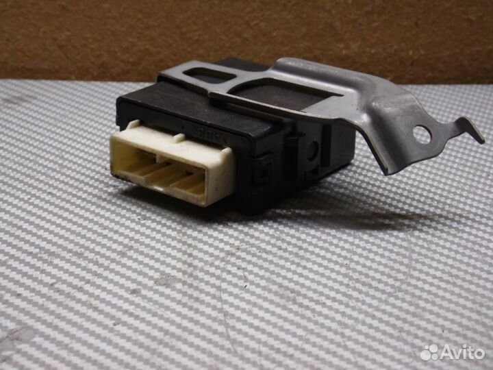 Блок управления Тойота