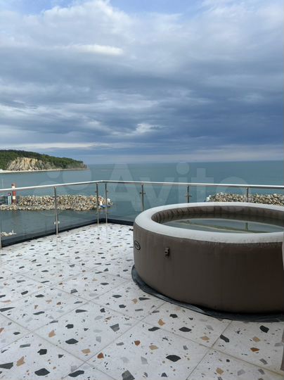 2-к. квартира, 75 м², 3/3 эт.