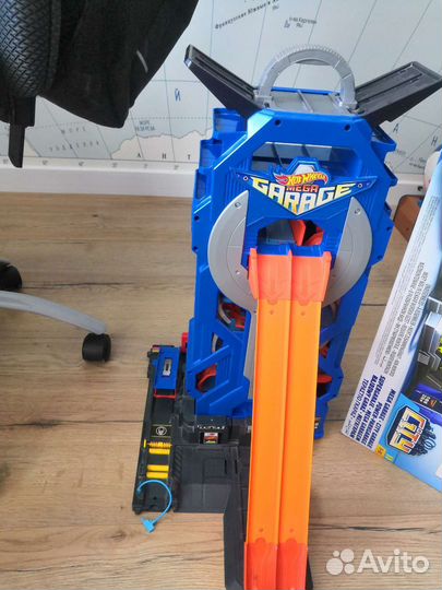 Хотвилс гараж