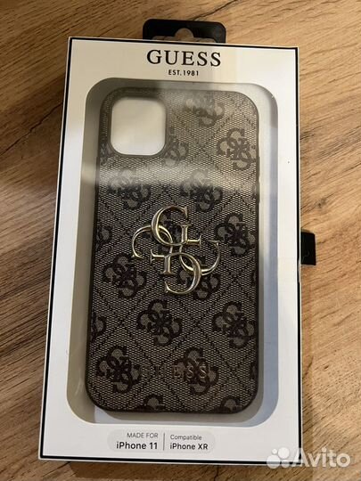 Чехол на iPhone 11