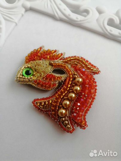 Брошь Золотая рыбка