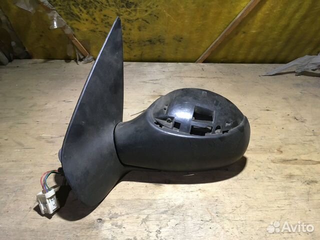 Зеркало левое Пежо 206