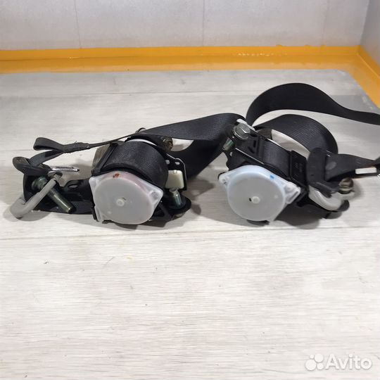 Ремни безопасности задниеHonda stepwgn spada RK5