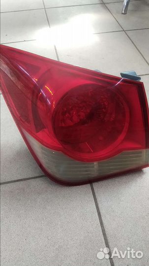 Фонарь задний левый