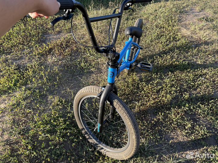 Трюковой велосипед BMX atom