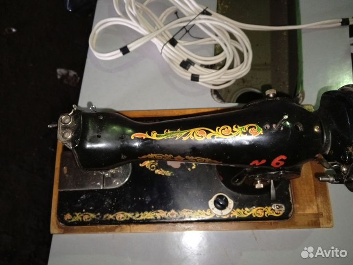Швейная машина Подольск ножная