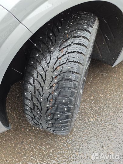 Ikon Tyres Autograph Ice 9 SUV 265/45 R21 108T