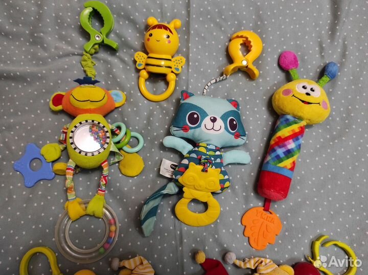 Игрушки-погремушки для самых маленьких