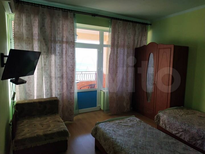 2-к. квартира, 50 м², 3/3 эт.