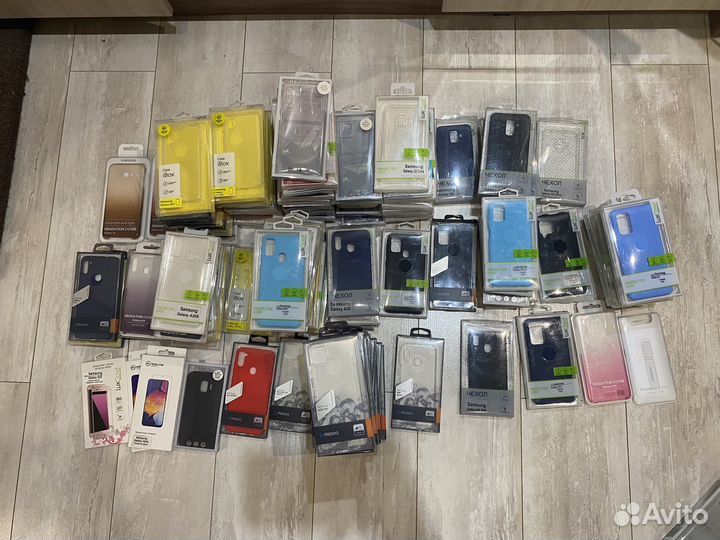 Чехлы на телефоны