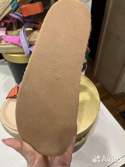 Сандали zara