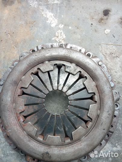 Корзина сцепления Valeo HDC 139