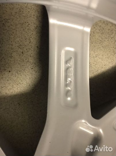 Зимние колеса Volvo XC60