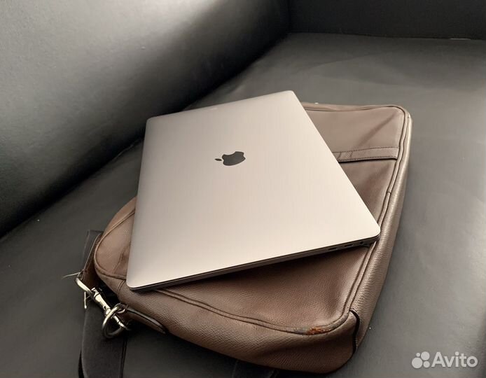 Macbook Pro 2018 - Core i7