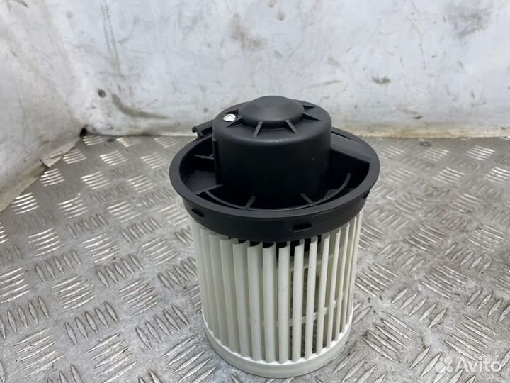 Моторчик печки Nissan Juke F15 MR16DDT 2014