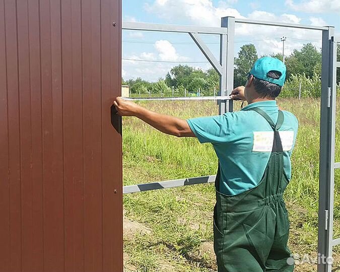 Монтажник заборов