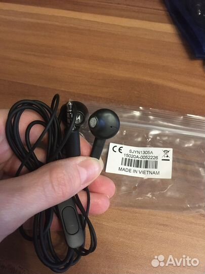 Гарнитуры для телефонов проводные Nokia Motorola