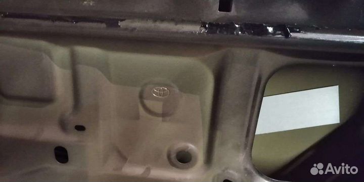 Задняя дверь Toyota Corolla 180