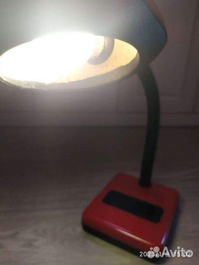 Лампа настольная
