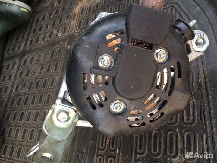 Генератор Toyota Highlander 2