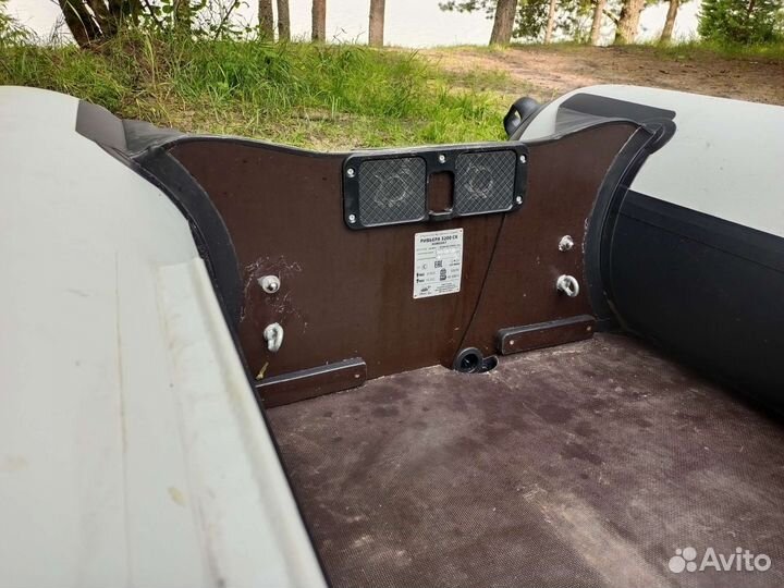 Ривьера 3200ск