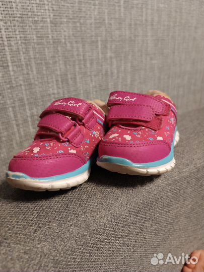 Кроссовки для девочки 20 размер