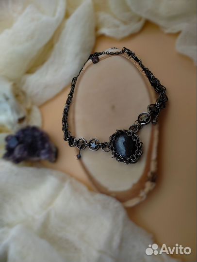 Чокер с лабрадоритом и гематитом