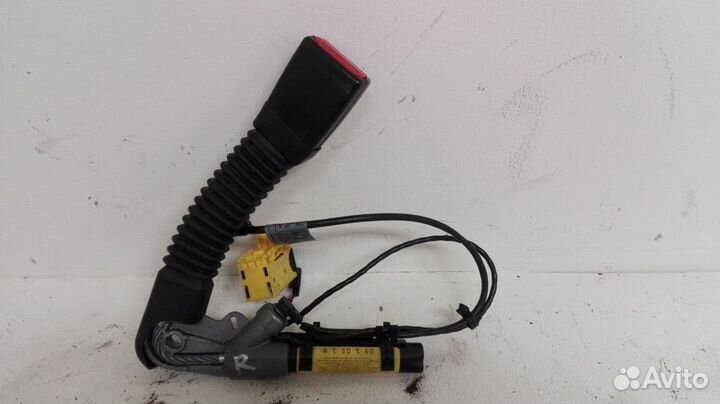 Натяжитель ремня безопасности правый BMW X3E83