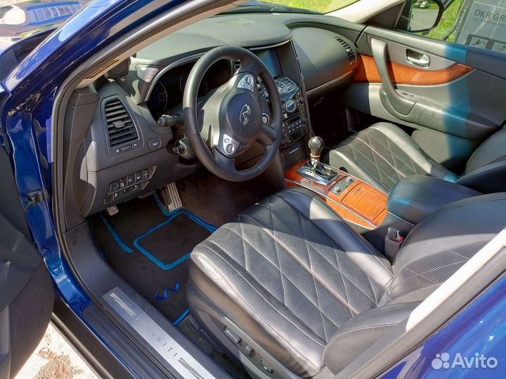 Infiniti FX37 3.7 AT, 2012, 215 000 км