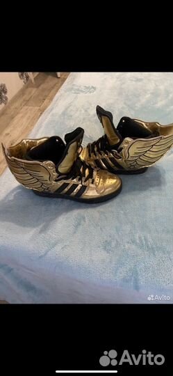 Adidas jeremy scott wings gold