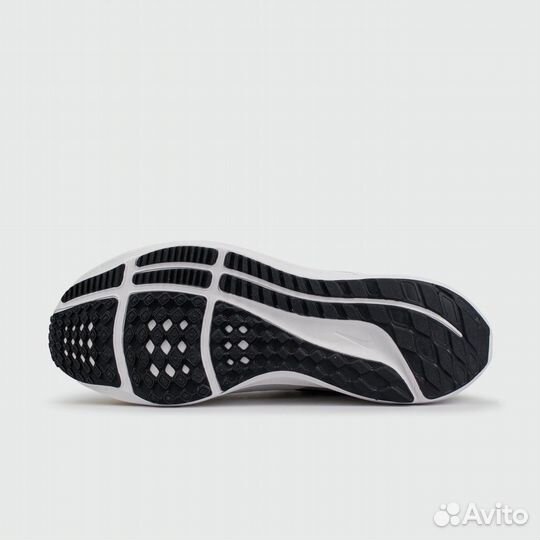 Nike Air Zoom Pegasus 40 Cream White