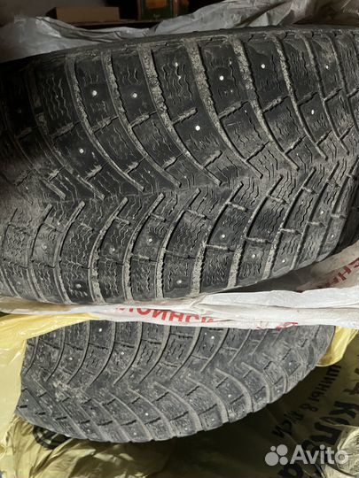 Michelin X-Ice North 225/55 R17