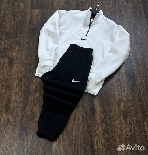 Спортивный костюм nike