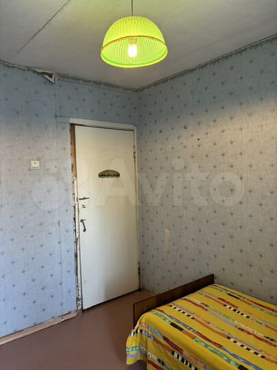 Комната 18 м² в 4-к., 6/9 эт.