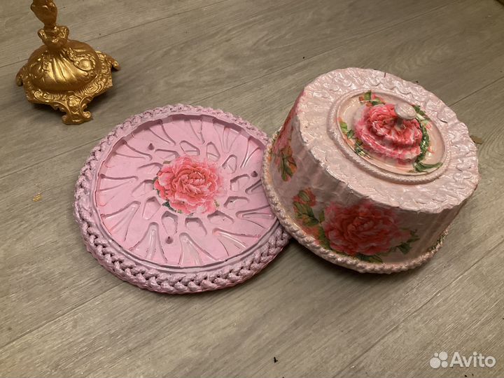 Тортовница – Хлебница