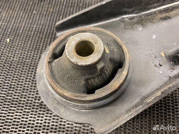 Рычаг подвески передний левый Nissan X-Trail T31