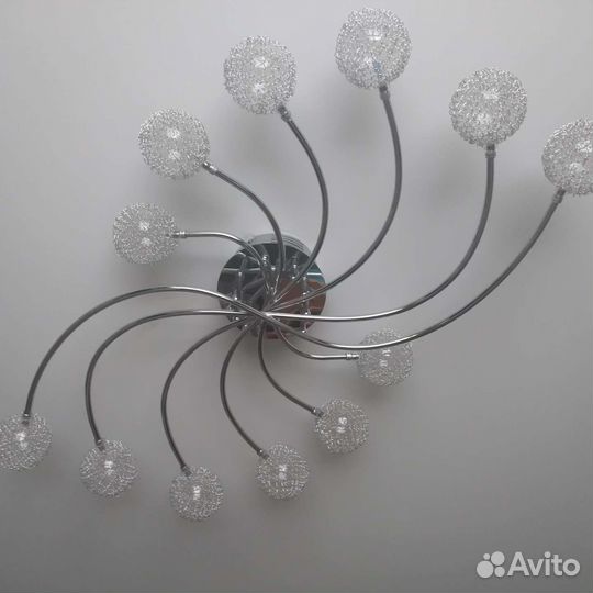 Люстра потолочная, состояние отличное