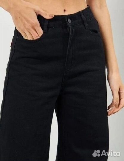 Джинсы женские