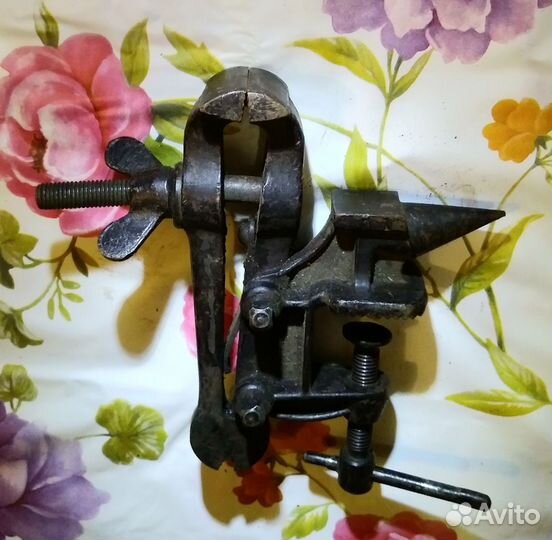 Тиски слесарные СССР