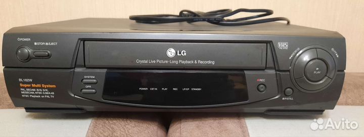 Видеомагнитофон LG (видеоплеер)