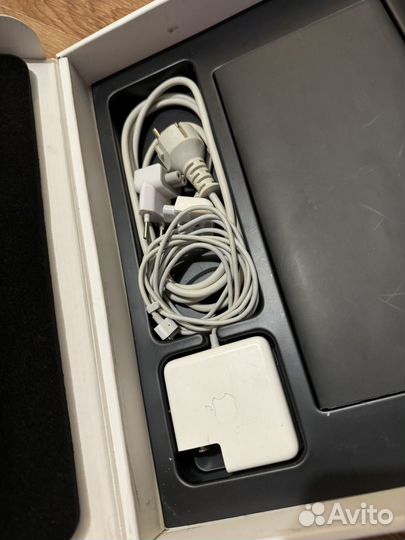 Apple macbook в алюминиевом корпусе
