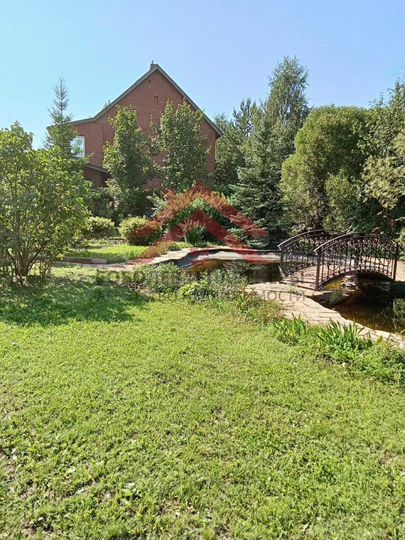 Коттедж 400 м² на участке 22 сот.