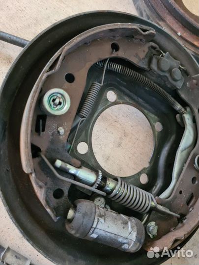 Барабан тормозной задний Toyota Corolla E120 2003