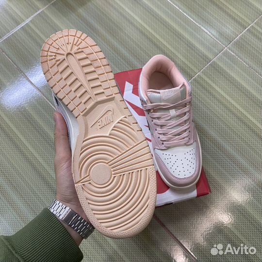 Кроссовки Nike Dunk Low Orange Pearl