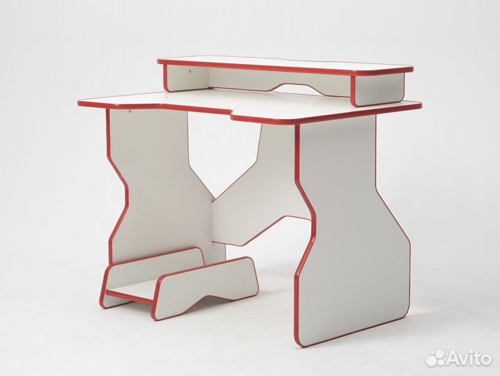 Компьютерный геймерский/игровой стол